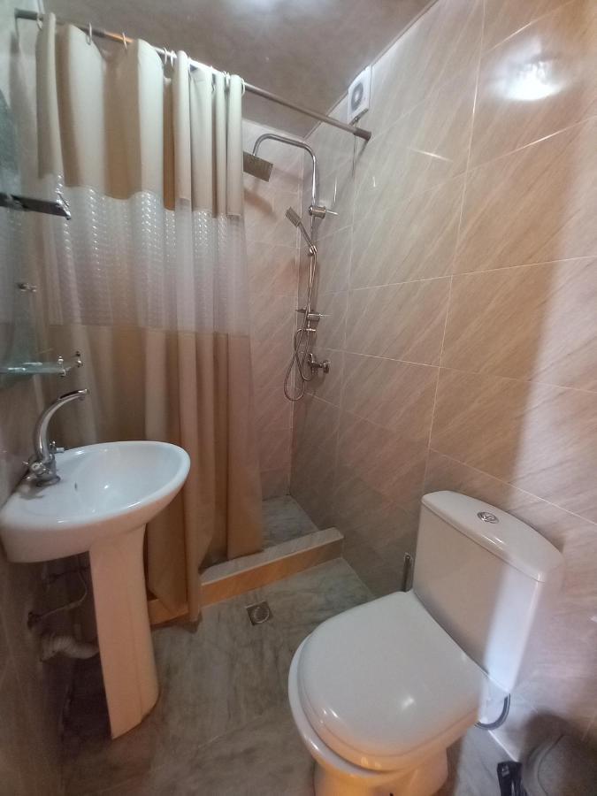 David Hotel Koutaïssi Extérieur photo