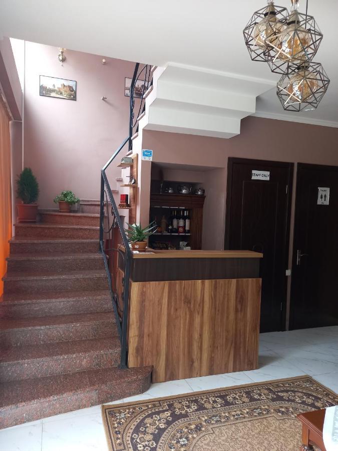 David Hotel Koutaïssi Extérieur photo