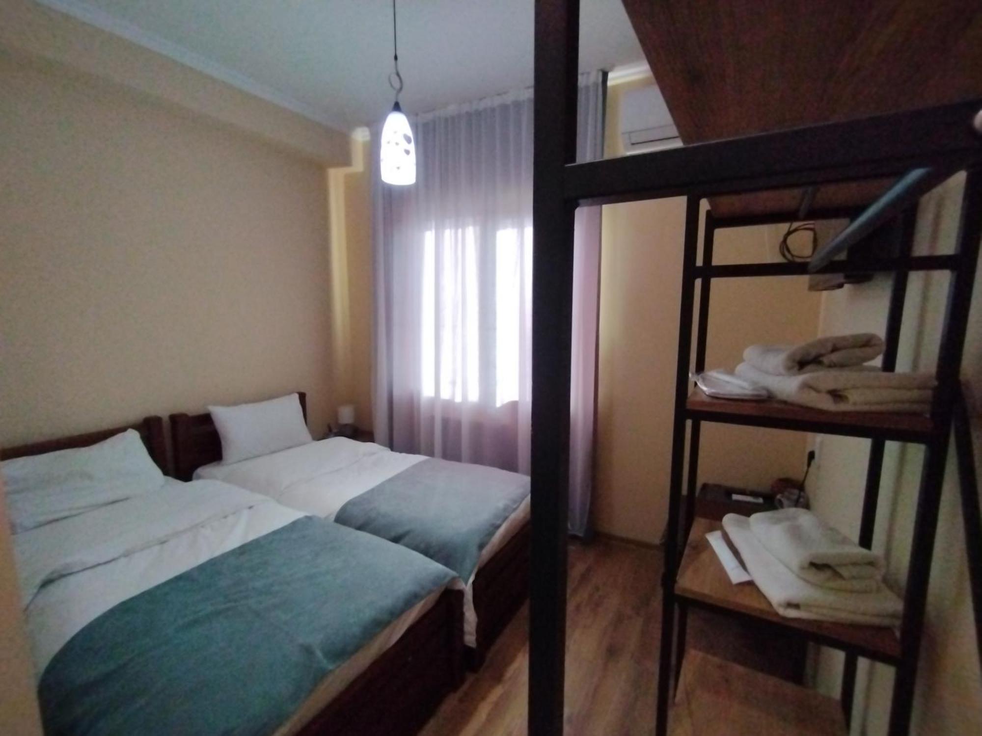 David Hotel Koutaïssi Extérieur photo
