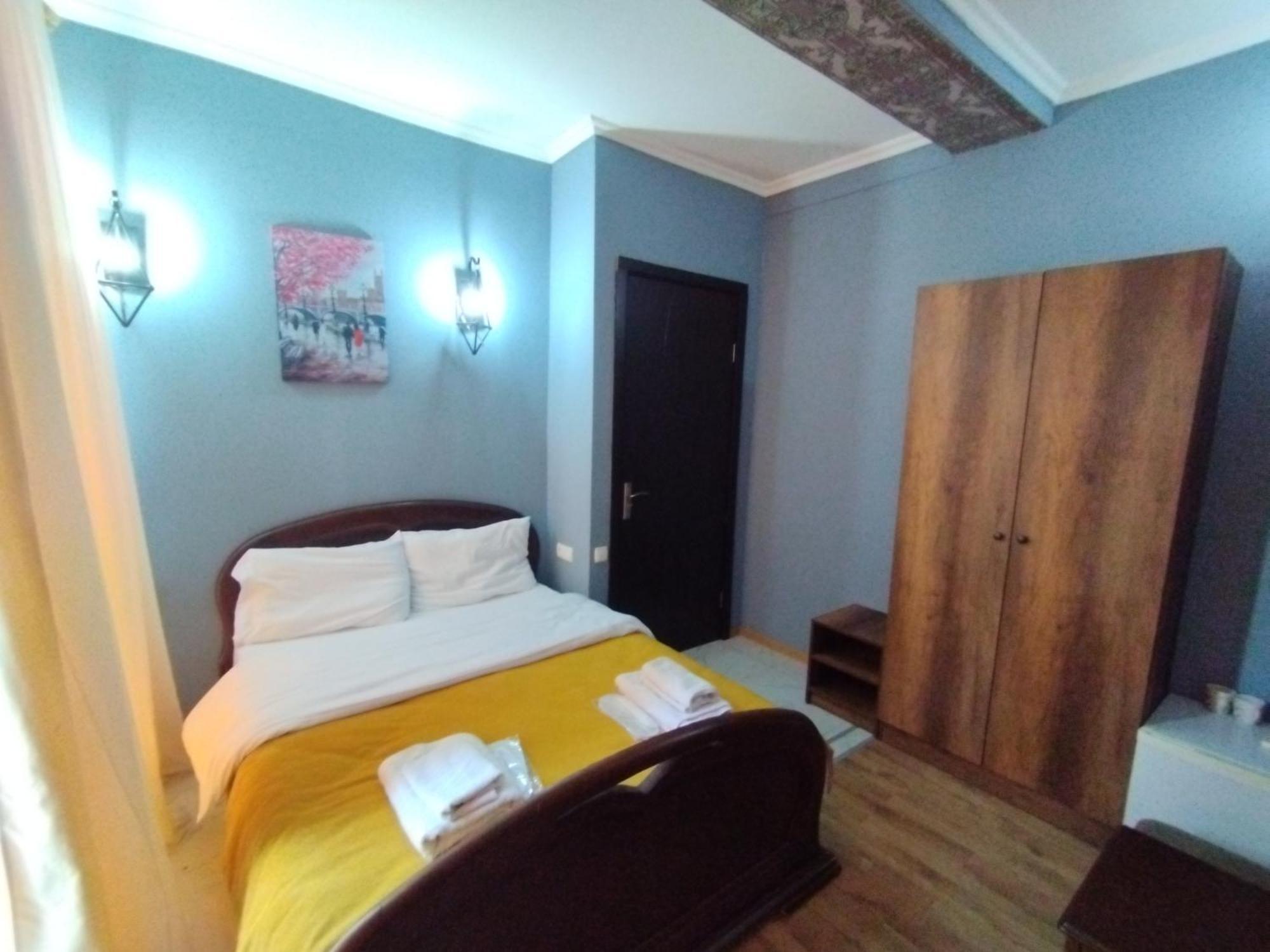 David Hotel Koutaïssi Extérieur photo