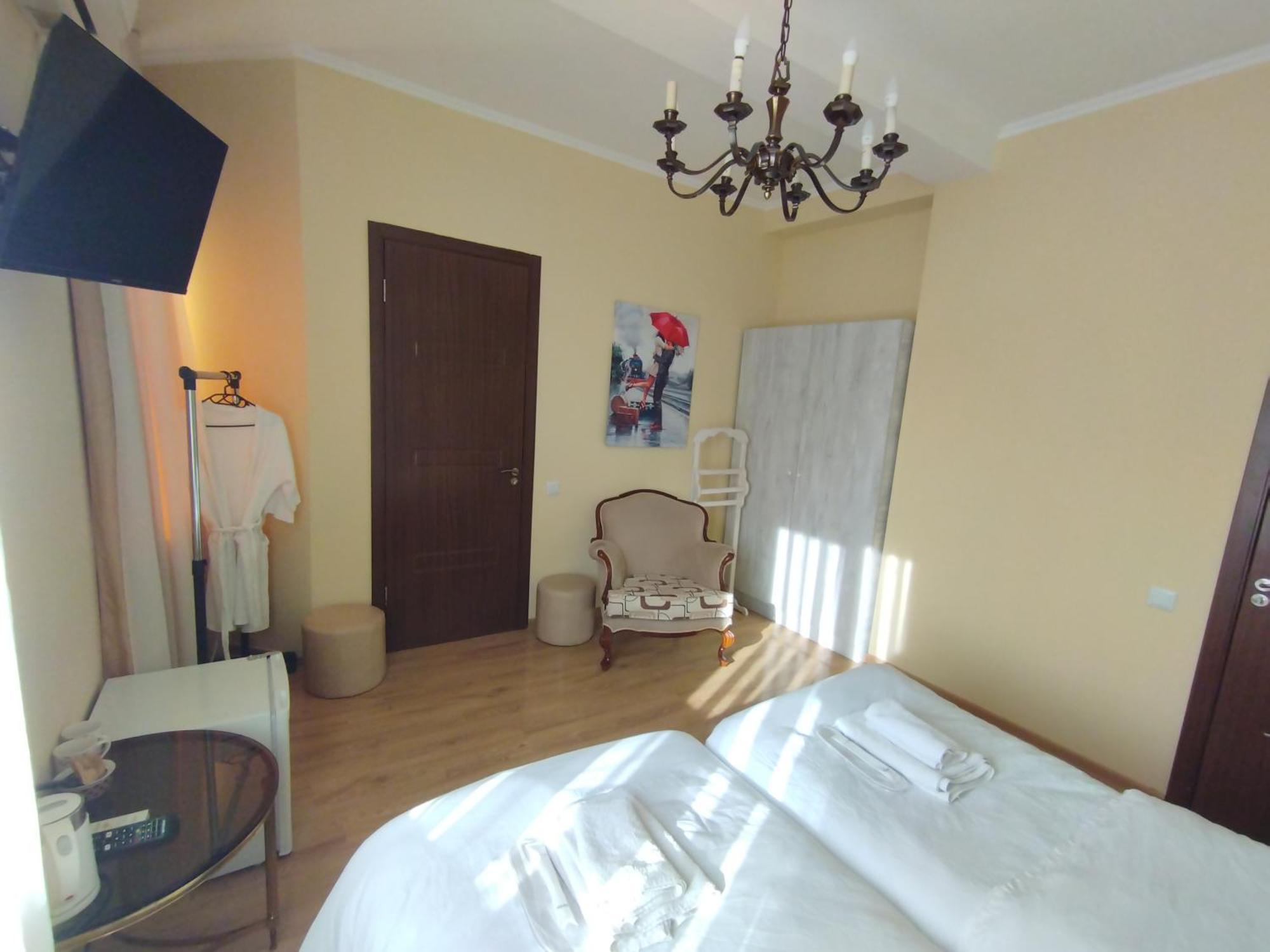 David Hotel Koutaïssi Extérieur photo